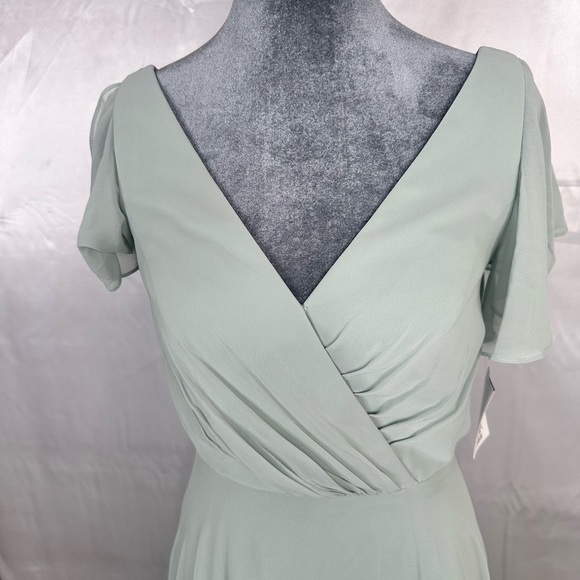 NWT Elegant Bridesmaid fully lined Dress with short flutter sleeves size 0 - Picture 5 of 13